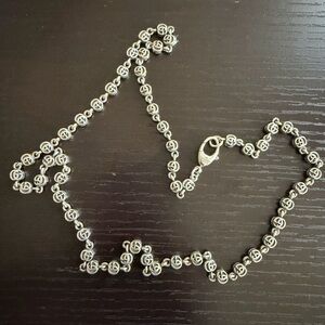 GG Elegant Silver Beaded Necklace